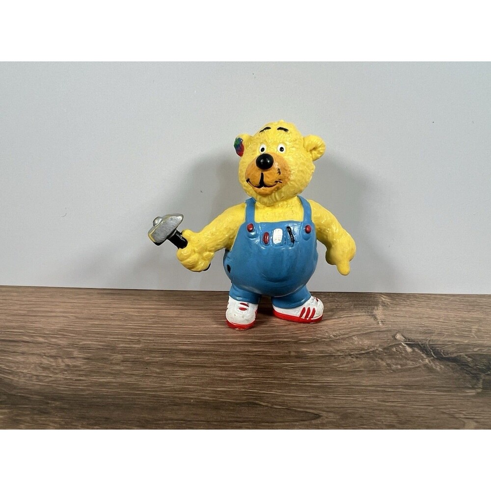 Vintage 1981 Wallace Berrie Rainbow Kids  PVC Figure Rare